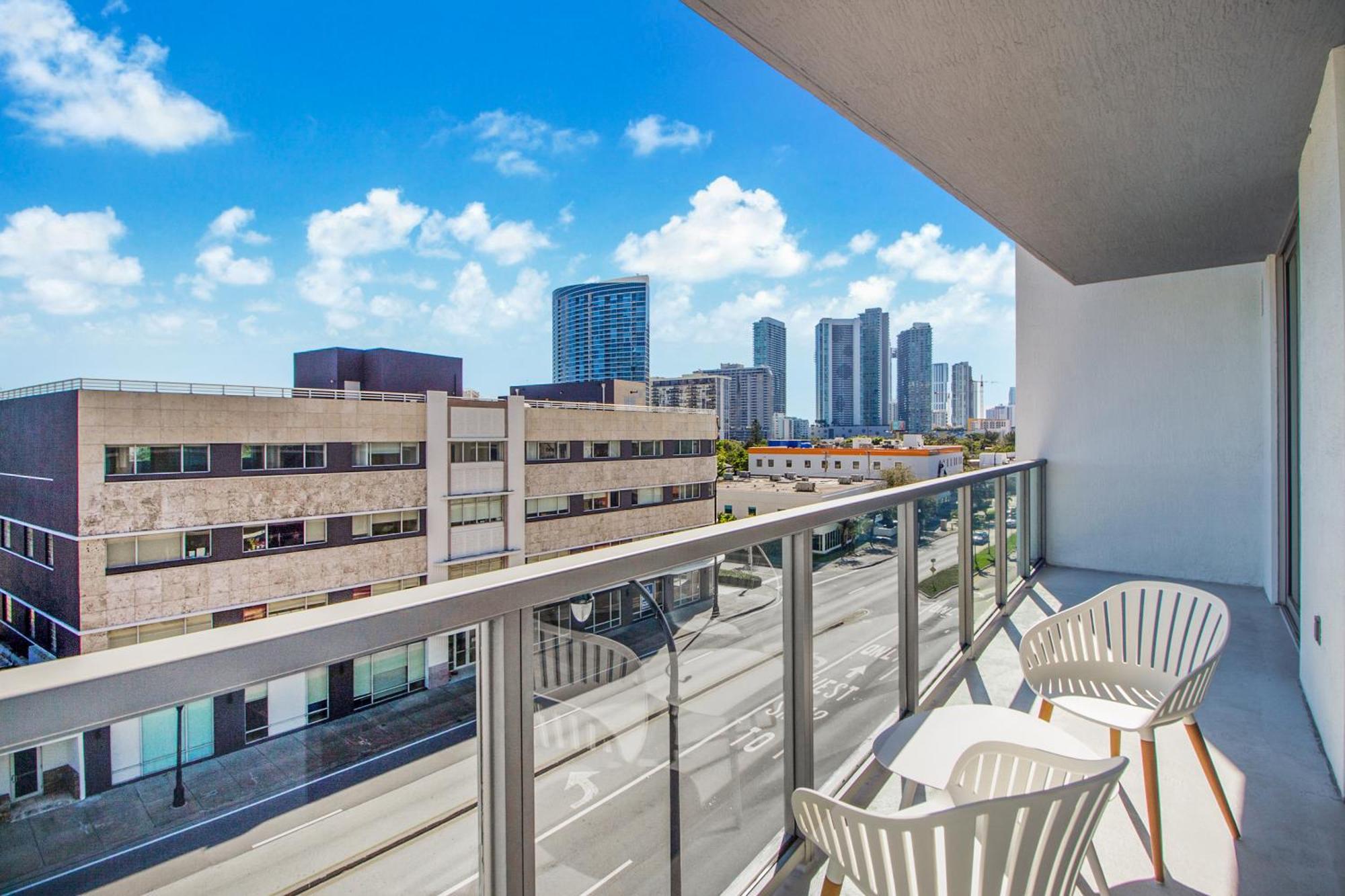 Quadro Residences By Ionica Miami Exterior foto
